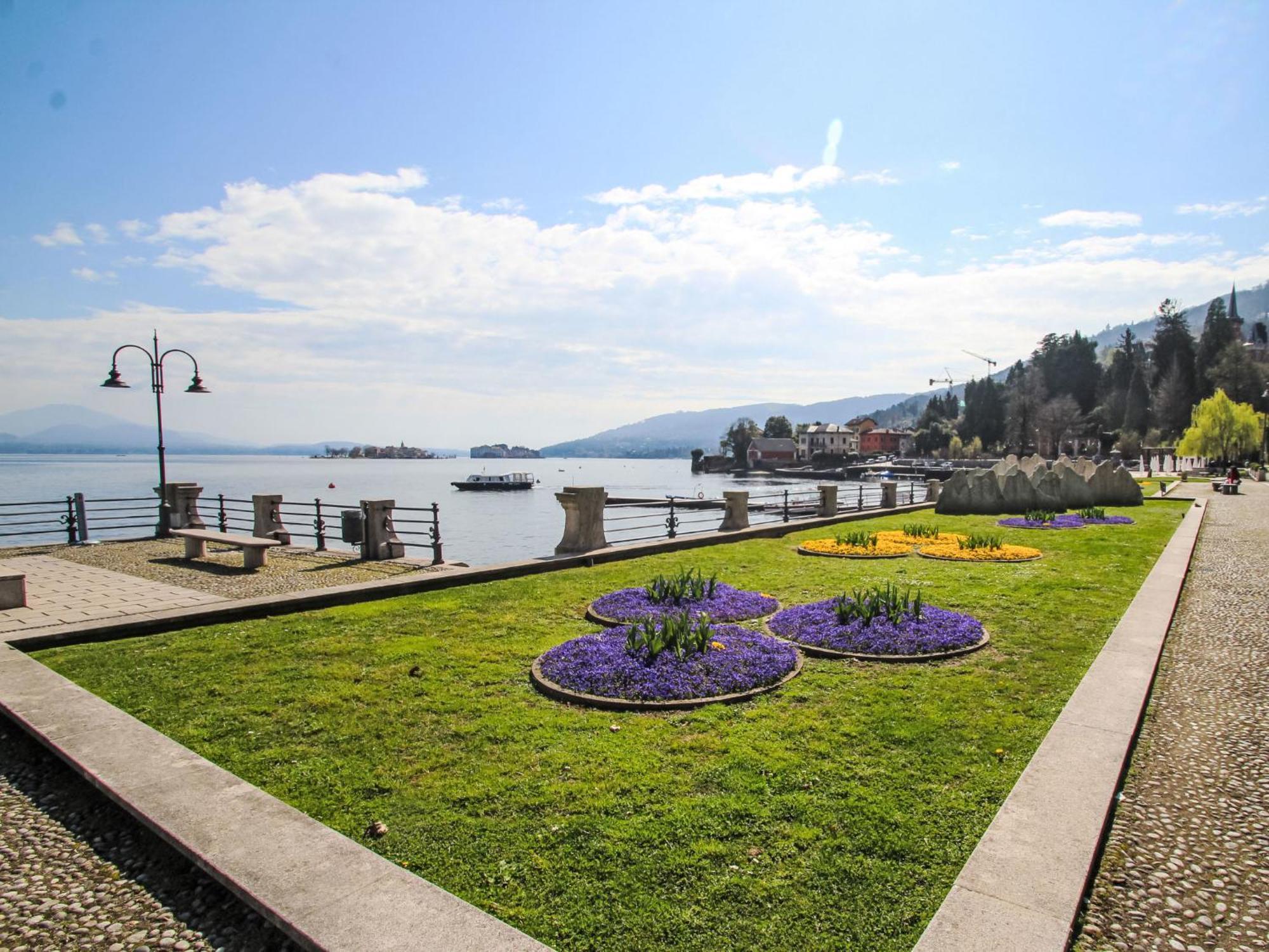 Apartment Punta Borromea By Interhome ストレーザ エクステリア 写真